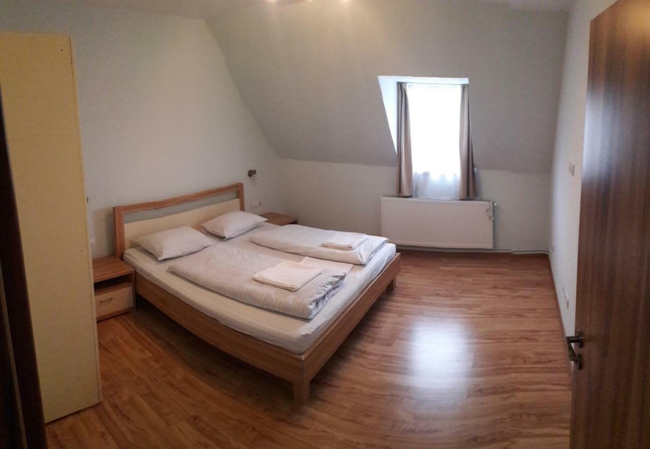 Theresia Apartment Hermannstadt Exterior foto